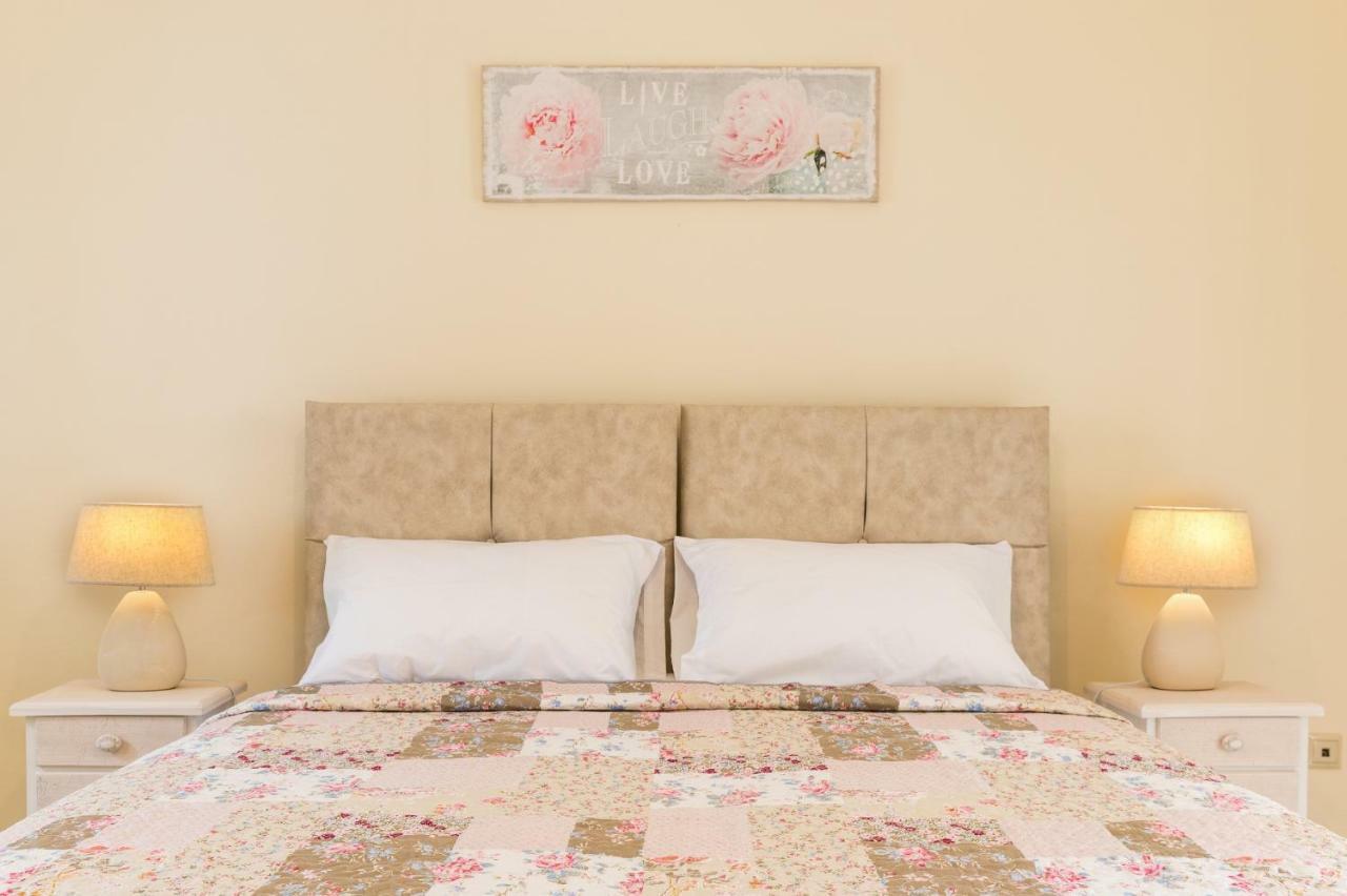 Margreco In Garitsa Villa Corfu  ภายนอก รูปภาพ
