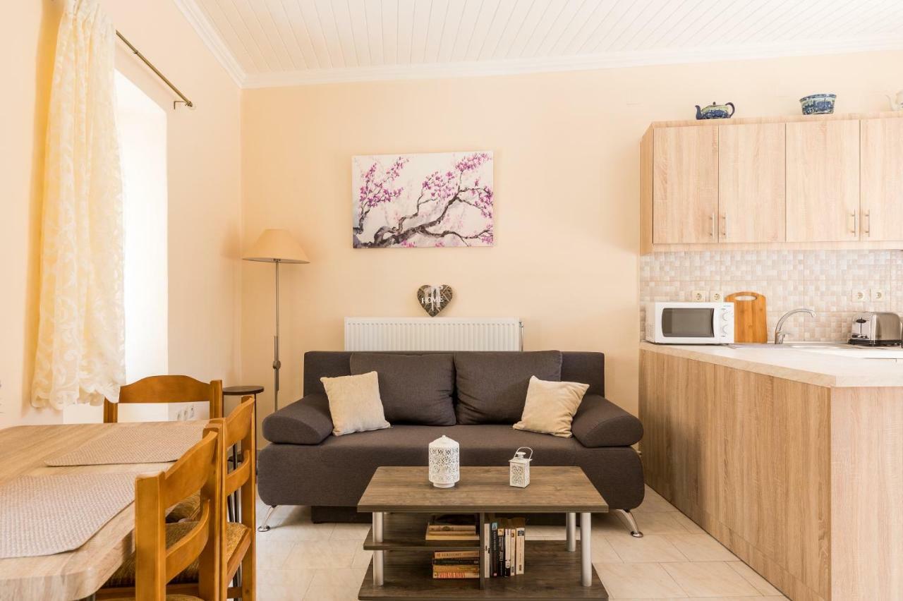 Margreco In Garitsa Villa Corfu  ภายนอก รูปภาพ